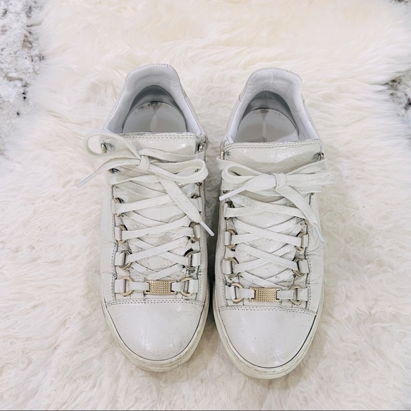 Authentic Balenciaga Pre-loved White Sneaker - Picture 1 of 9